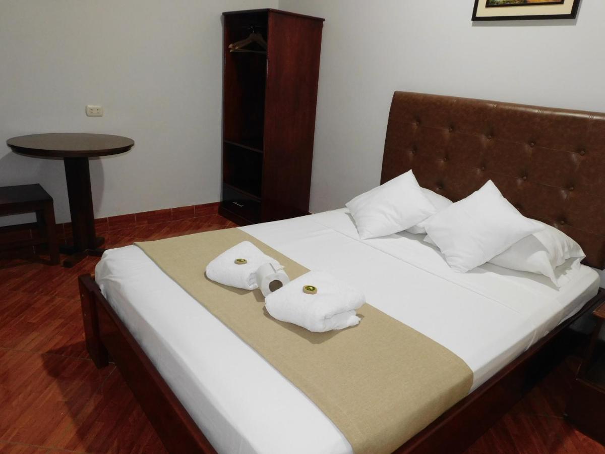 Hotel Tambopata Inn Puerto Maldonado Ngoại thất bức ảnh