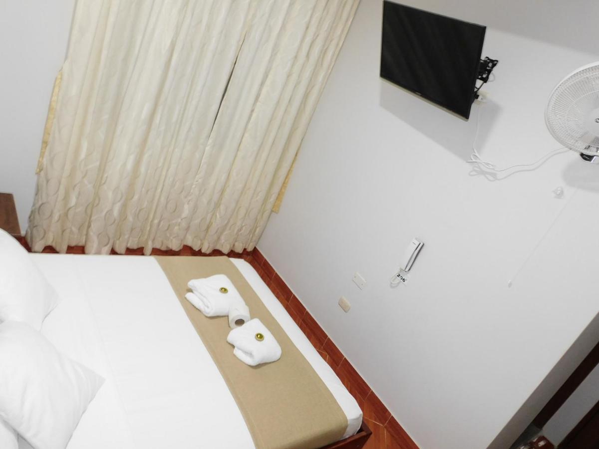Hotel Tambopata Inn Puerto Maldonado Ngoại thất bức ảnh