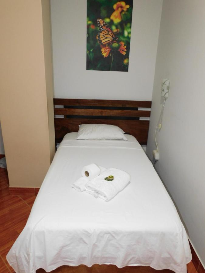 Hotel Tambopata Inn Puerto Maldonado Ngoại thất bức ảnh